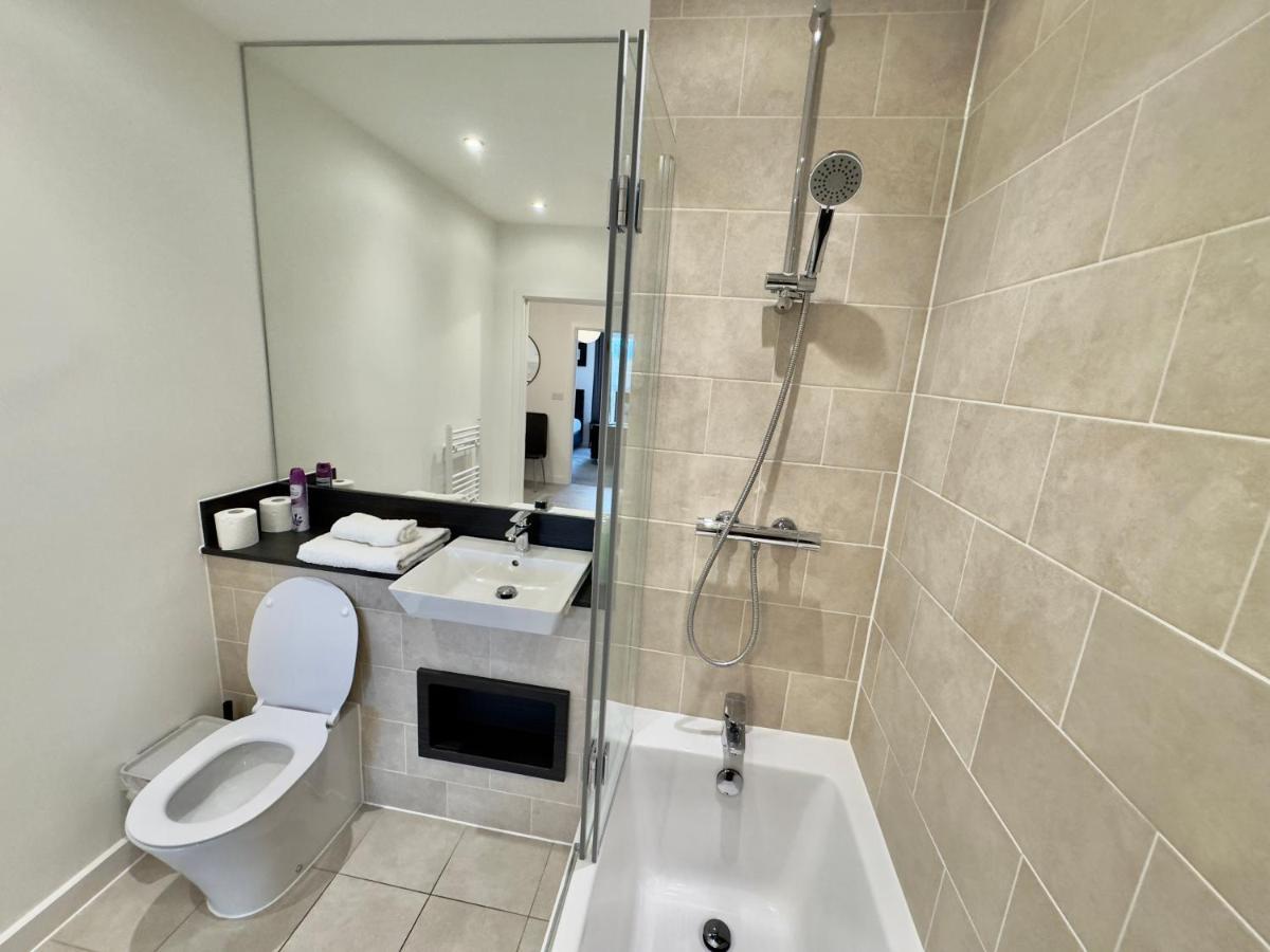 3Bedroom, 2Bathroom, Balcony,Luxury Flat Westfield Londra Exterior foto