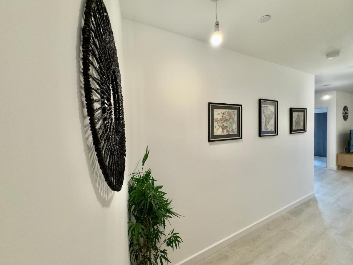 3Bedroom, 2Bathroom, Balcony,Luxury Flat Westfield Londra Exterior foto