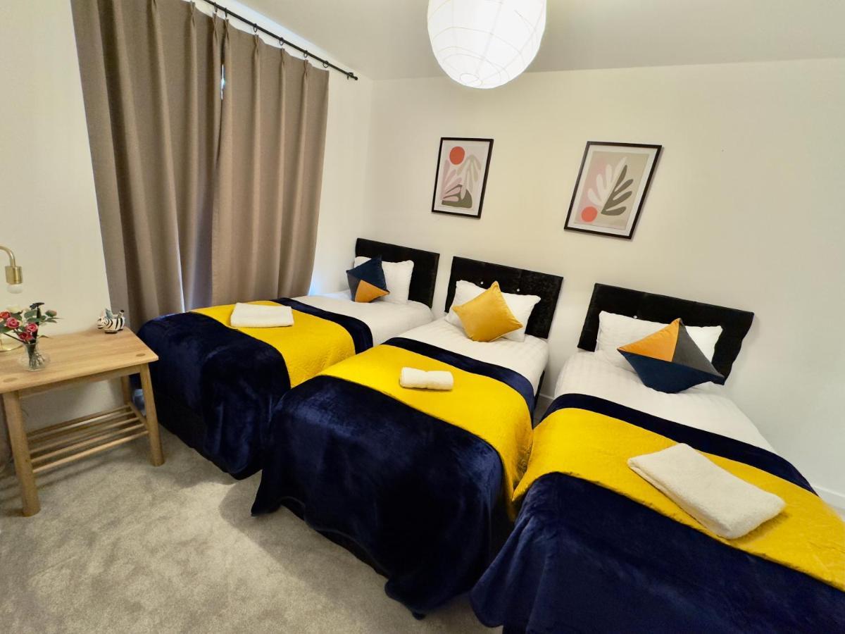 3Bedroom, 2Bathroom, Balcony,Luxury Flat Westfield Londra Exterior foto
